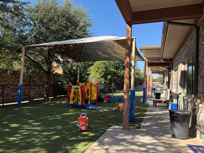 More Photos Of 7040 Independence Pky, Frisco Freestanding For Sale