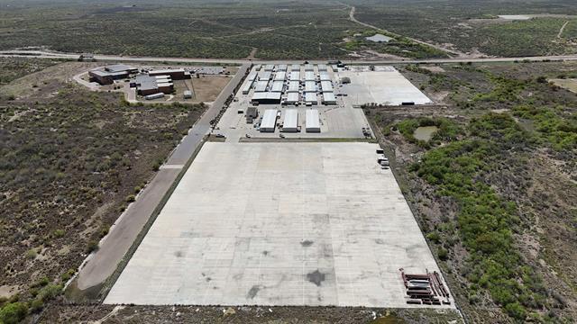 More Photos Of 102 Camino Nuevo, Laredo Warehouse For Sale