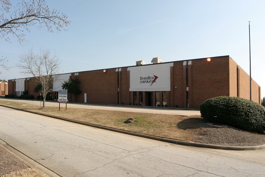 More Photos Of 2530 Lantrac Ct, Decatur Warehouse For Lease