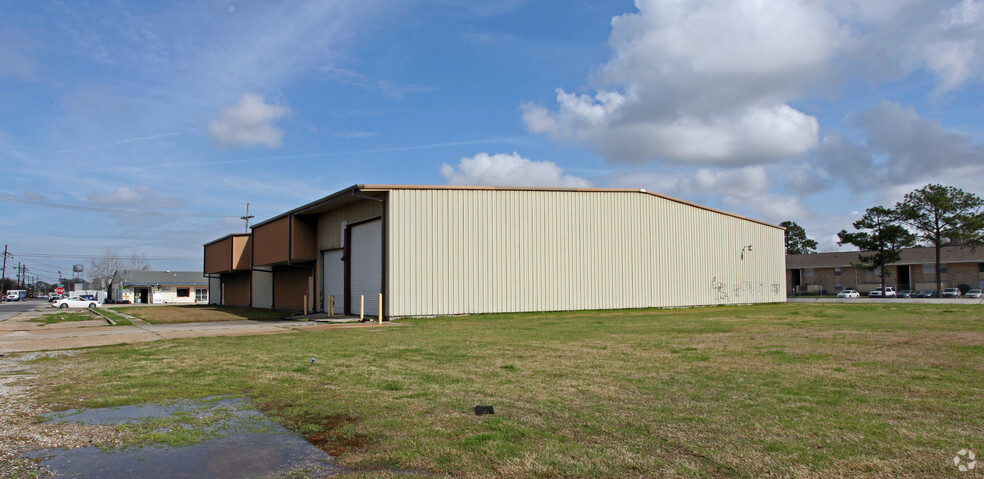 Primary Photo Of 1219 Avenue H, Westwego Warehouse For Lease