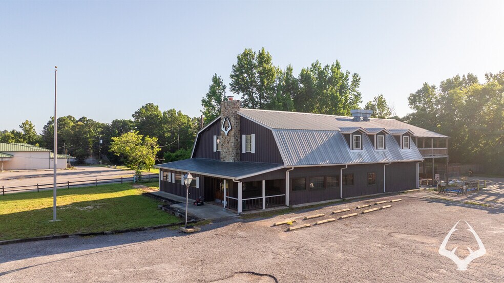 More Photos Of 205 N Wheeler Rd, Colmesneil Office For Sale