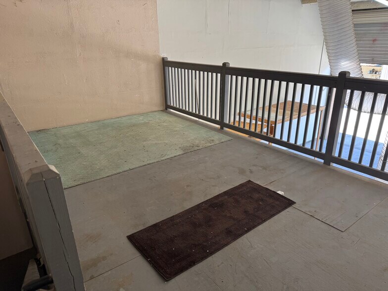 More Photos Of 3047 Terrace Ave, Naples Industrial For Sale