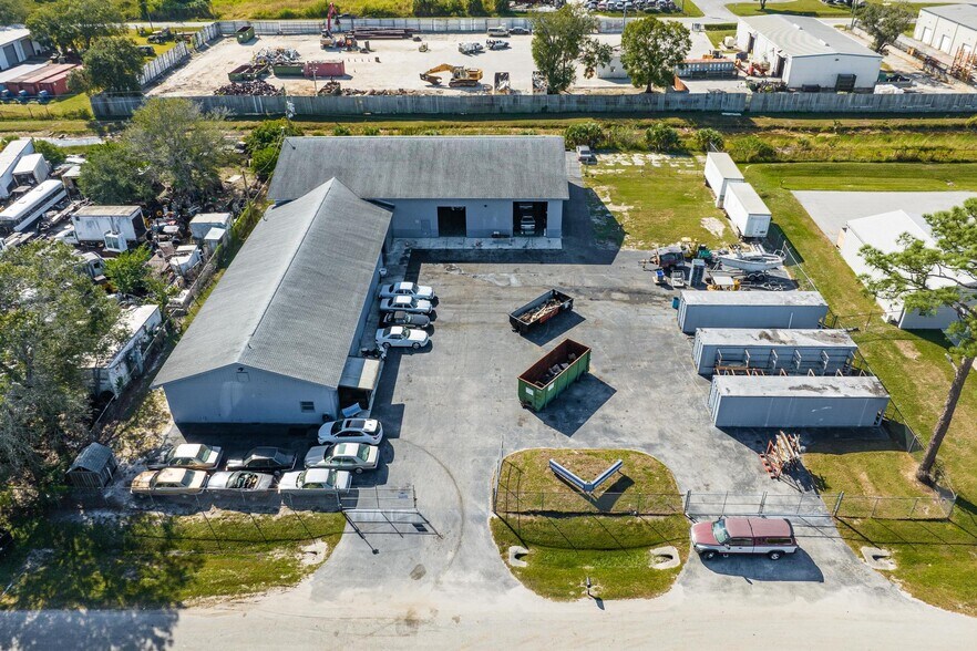 More Photos Of 209 N Industrial Loop, LaBelle Warehouse For Sale