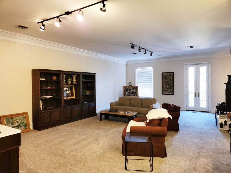 More Photos Of 520-524 Front St, Natchitoches Storefront Retail Residential For Sale