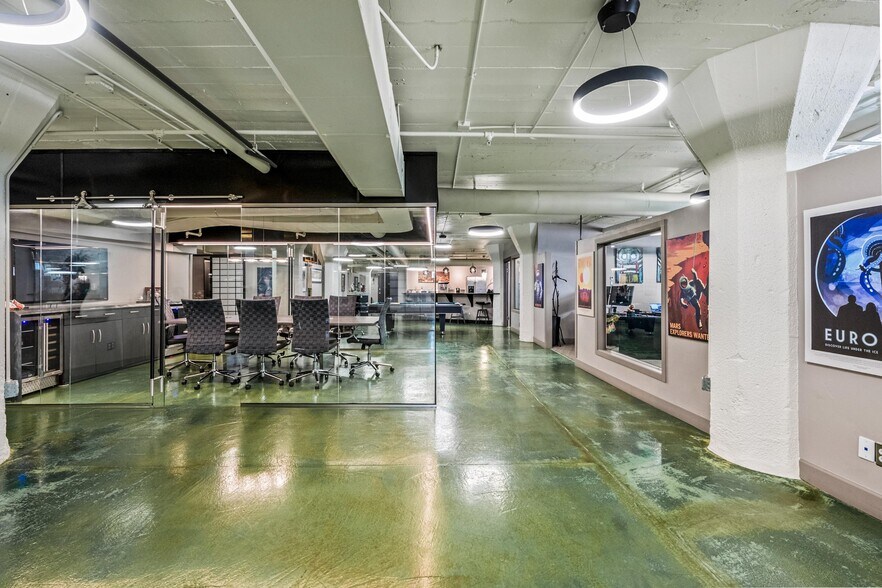 More Photos Of 2000 Arapahoe St, Denver Loft Creative Space For Lease