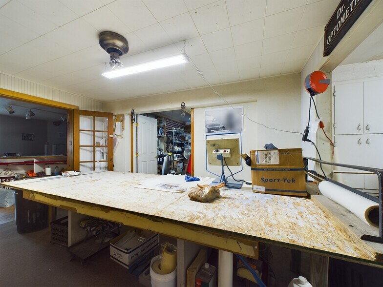 More Photos Of 615 S Washington Ave, Emmett Freestanding For Sale