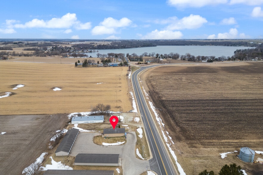 More Photos Of 1275 Margaret st, Markesan Storefront For Sale