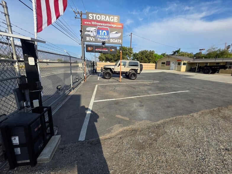 More Photos Of 31631 Outer Highway 10, Redlands Auto Dealership For Lease