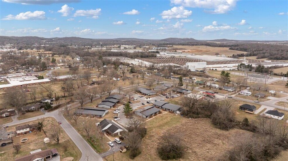 More Photos Of 101 Longview Dr, Russellville Apartments For Sale