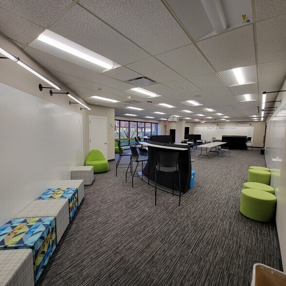 More Photos Of 500 Economy Ct, Freeport Office For Lease