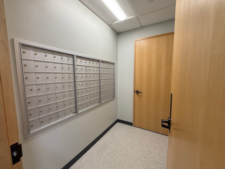 More Photos Of 301 116th Ave SE, Bellevue Coworking Space