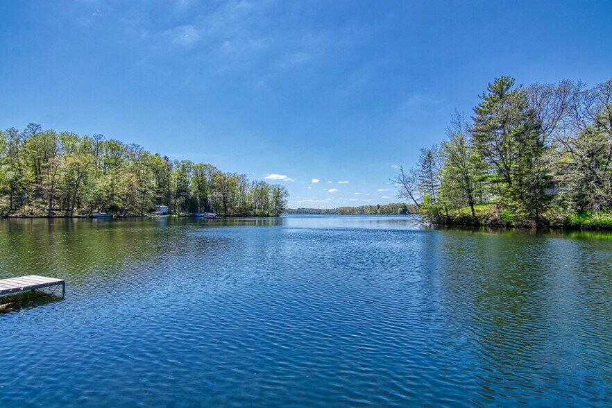 More Photos Of 1085 N County Highway F Unit 26, Birchwood Restaurant For Sale