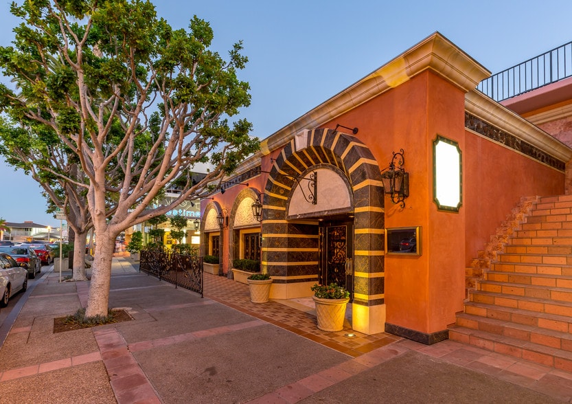 More Photos Of 7979 Ivanhoe Ave, La Jolla Office For Lease