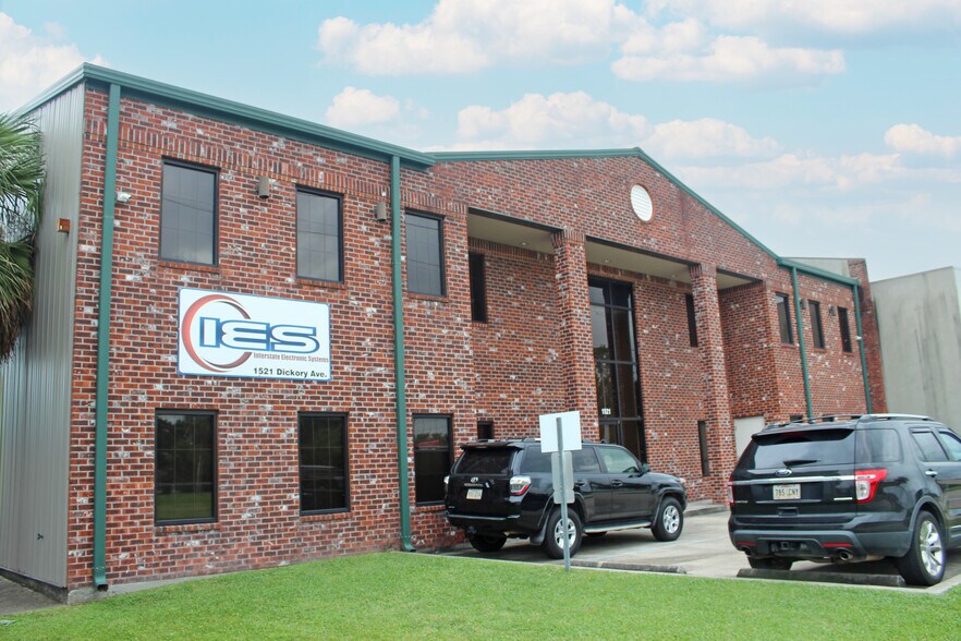 More Photos Of 1521 Dickory Ave, New Orleans Warehouse For Sale
