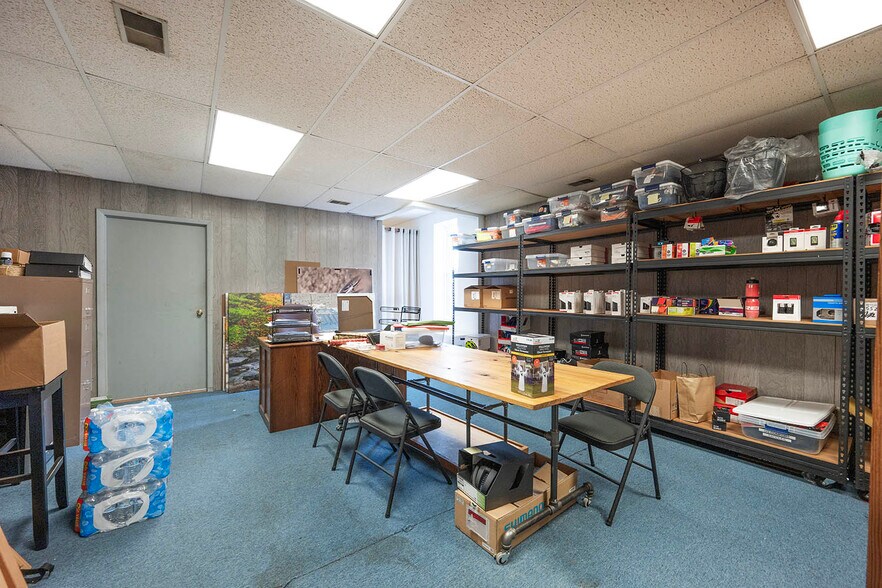 More Photos Of 126 W Main St, Plainfield Storefront For Sale