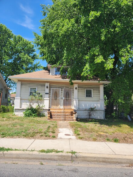 Primary Photo Of 4404 Ritchie Hwy, Baltimore Apartments For Sale