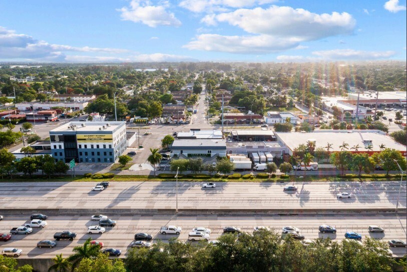 Primary Photo Of 681 NW 108th St, Miami General Retail For Lease