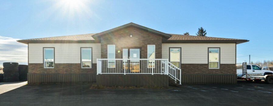 More Photos Of 10661 231 St NW, Edmonton Warehouse For Sale