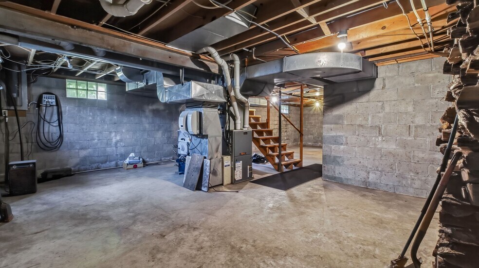 More Photos Of N8481 Kleba Rd, Hixton Flex For Sale