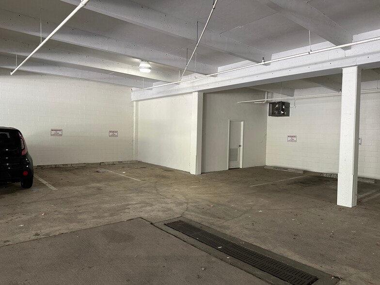 More Photos Of 3014 W Palmira Ave, Tampa Office For Lease