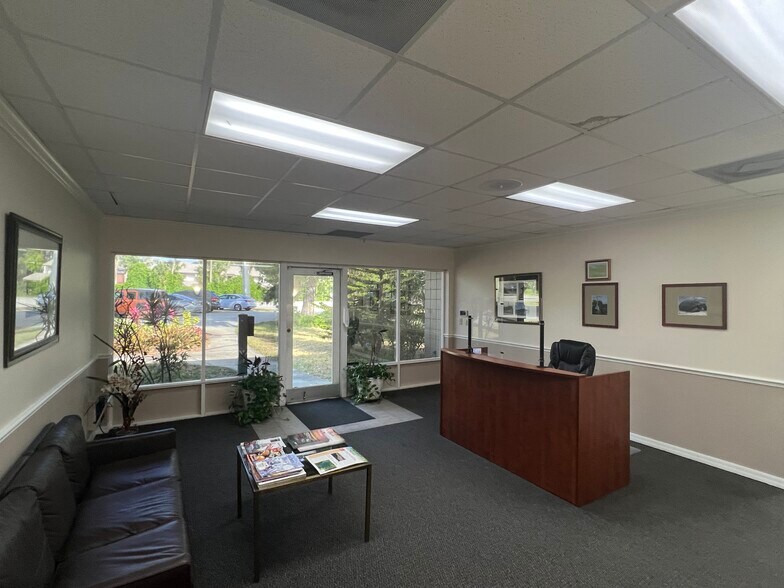 More Photos Of 595 N Nova Rd, Ormond Beach Office For Sale