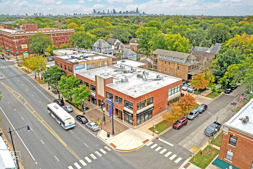 More Photos Of 4323 W Irving Park Rd, Chicago Storefront Retail Office For Sale