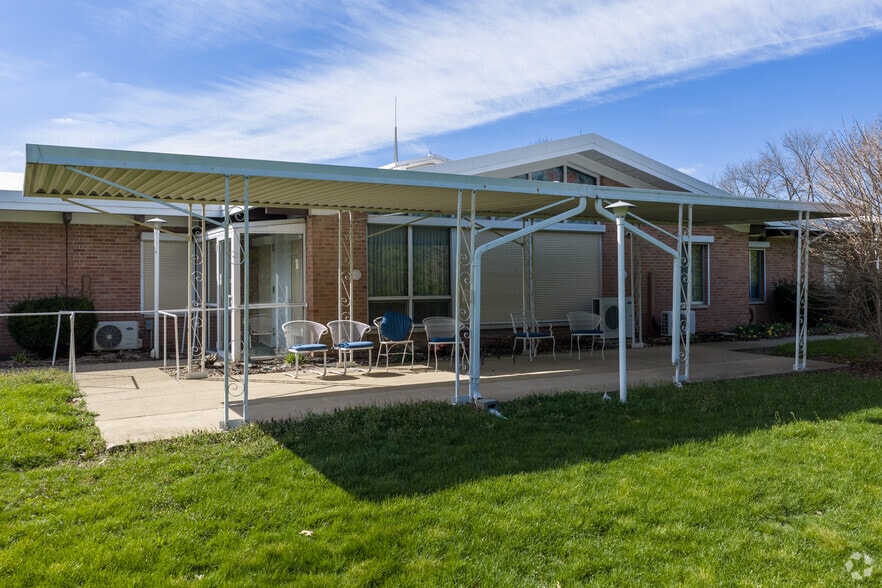 More Photos Of 2812 Harvard Ave NW, Canton Assisted Living For Sale