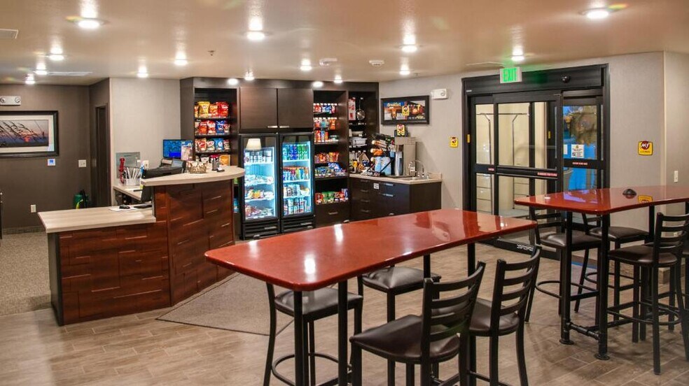 More Photos Of 1167 W 80 S, Hurricane Hotel For Sale