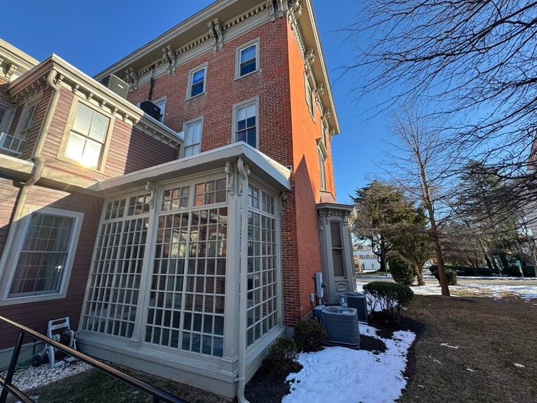 More Photos Of 6 S State St, Dover Office For Sale