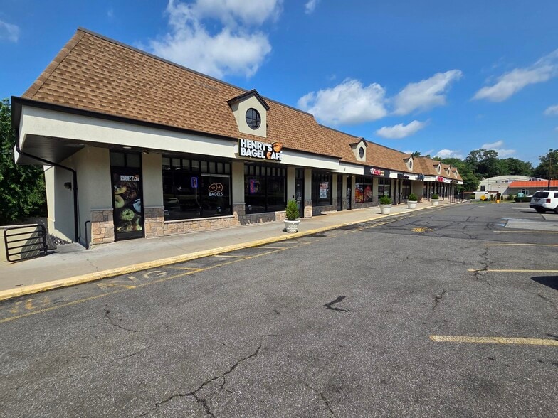 More Photos Of 321 Broadway, Hillsdale Freestanding For Lease