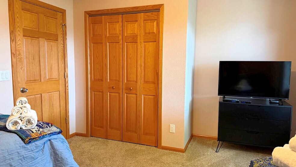 More Photos Of 3884 S Gillette Dr, Wisconsin Dells Lodge Meeting Hall For Sale