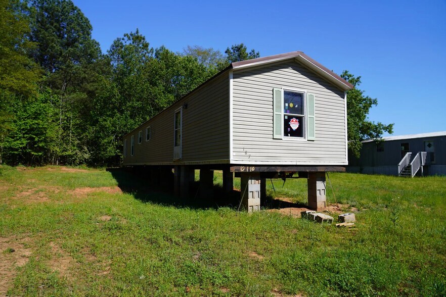 More Photos Of 106 Cool Springs Drive dr, Anderson Multifamily For Sale