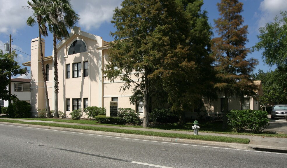 More Photos Of 1477 W Fairbanks Ave, Winter Park Office For Sale
