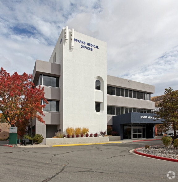 More Photos Of 2385 E Prater Way, Sparks Medical For Lease