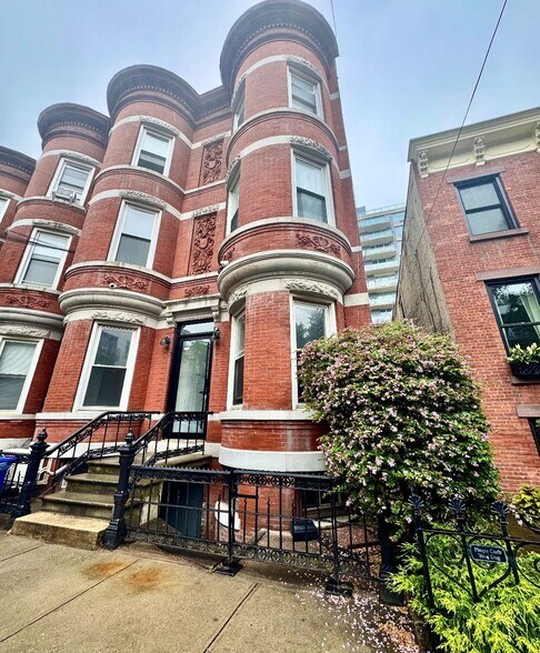 Primary Photo Of 542 51st Ave, Long Island City Apartments For Sale