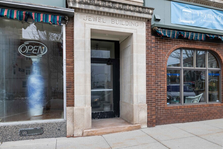 More Photos Of 104 1st Ave E, Newton Apartments For Sale