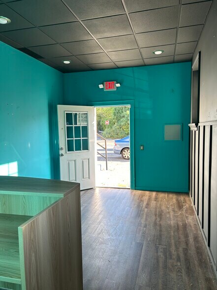 More Photos Of 105 Curtis Ave, Manasquan Office For Lease