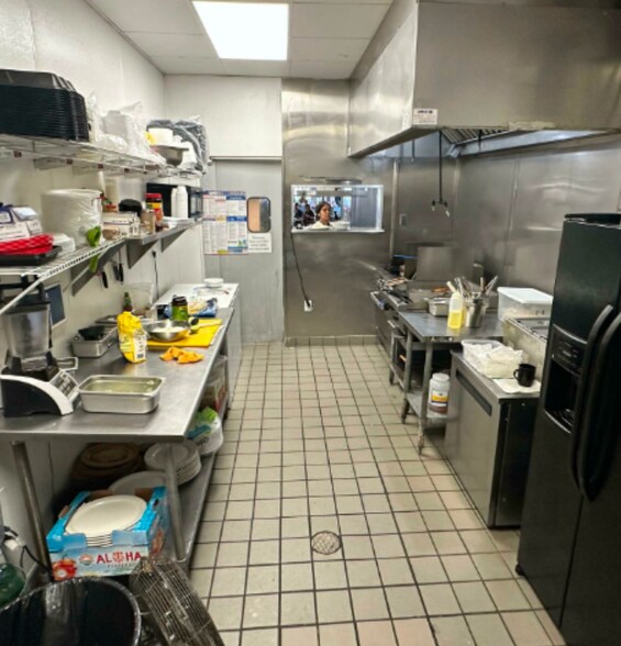 More Photos Of , Orlando Storefront For Lease