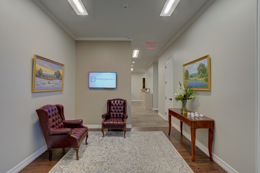 More Photos Of 13625 Ronald Reagan Blvd, Cedar Park Medical For Lease