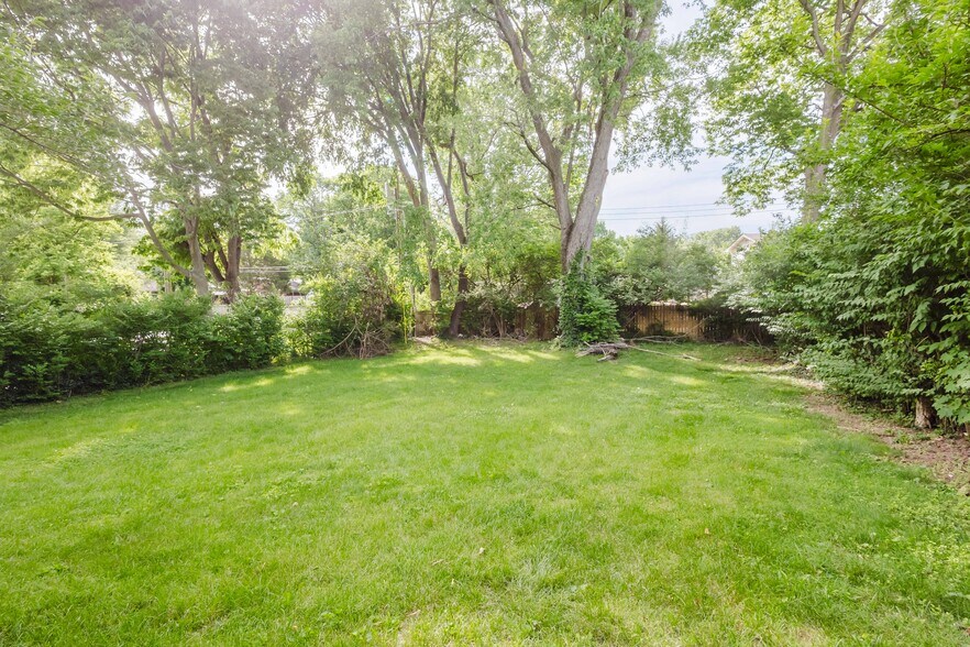 More Photos Of , Lexington Specialty For Sale