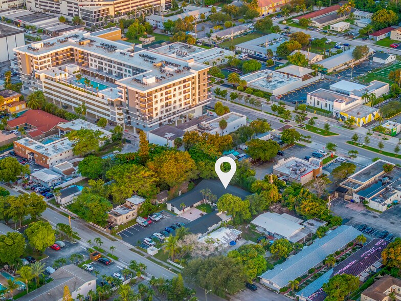 More Photos Of 2314 Polk St, Hollywood Apartments For Sale