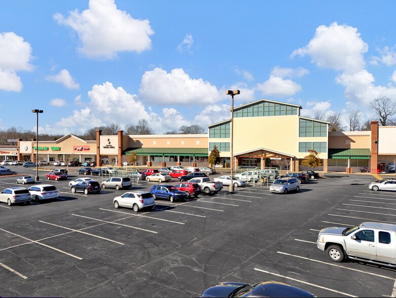 More Photos Of 2802-2894 Reynolda Rd, Winston-Salem Unknown For Lease