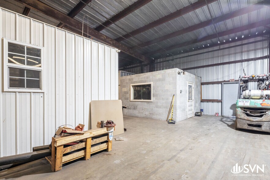 More Photos Of 3328 New Lebanon Rd, Campbellsville Manufacturing For Sale