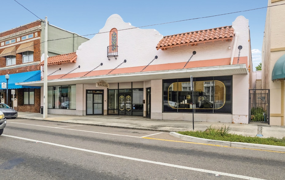 Primary Photo Of 104 W Reynolds St, Plant City Storefront Retail Office For Sale
