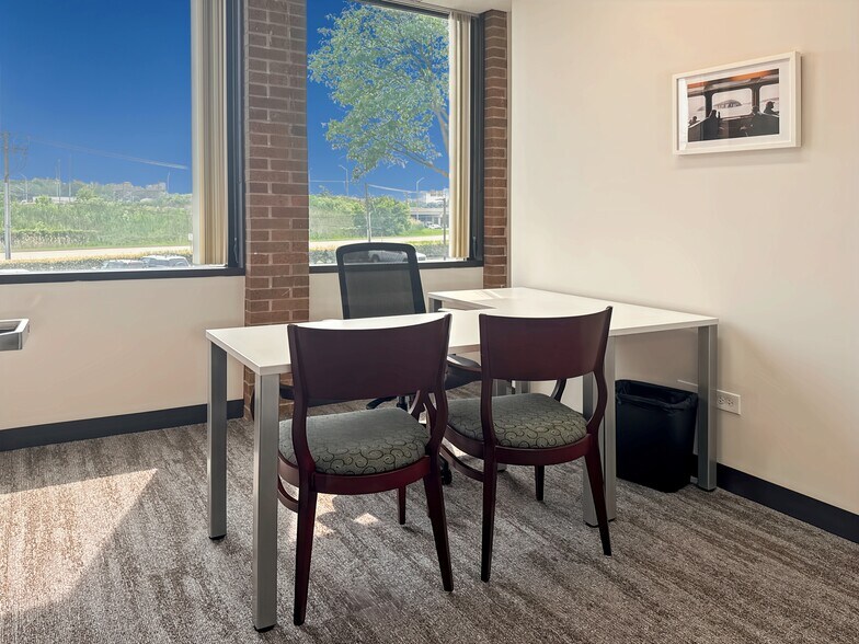 More Photos Of 2340 S River Rd, Des Plaines Coworking Space