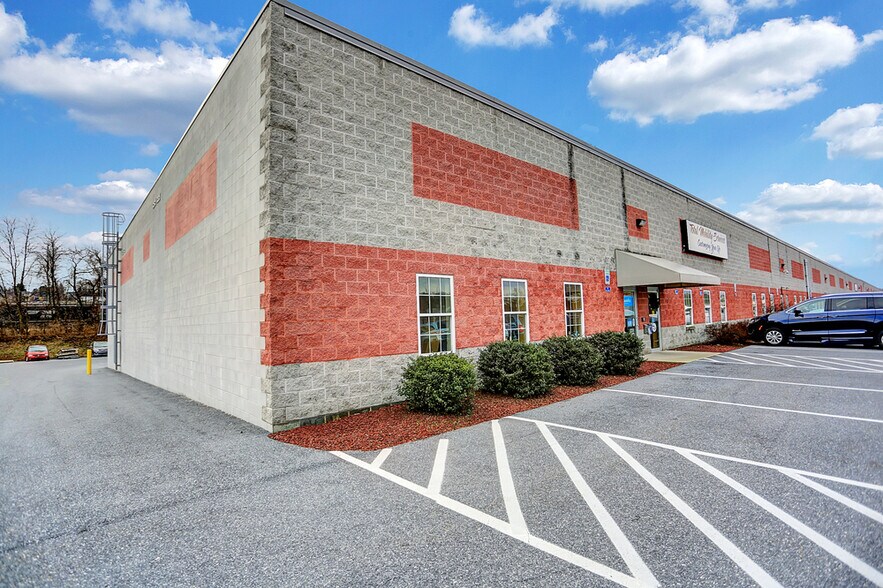 Primary Photo Of 7917 Derry St, Harrisburg Warehouse For Lease