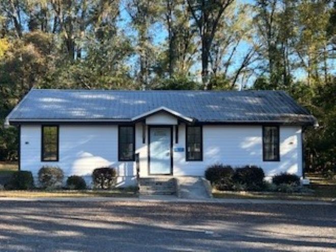 Primary Photo Of 18245 NW US Highway 441, High Springs Office For Sale