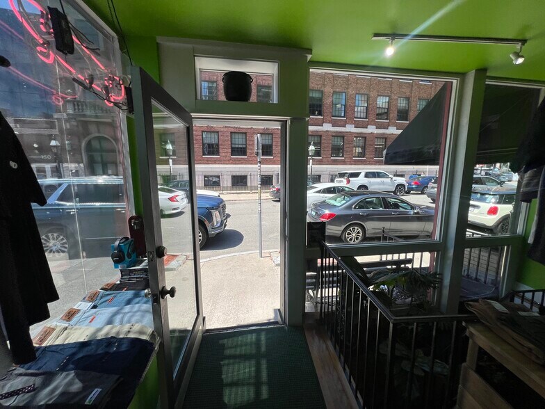 More Photos Of 149 North St, Boston Storefront Retail Residential For Lease