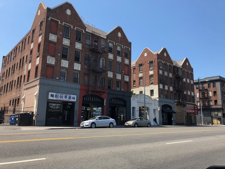 More Photos Of 3176-3188 W 8th St, Los Angeles Apartments For Lease