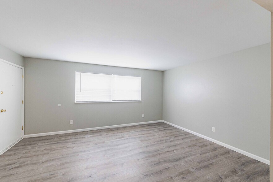 More Photos Of 2616 Union Rd, Saint Louis Apartments For Sale